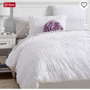 PB Teen White Duvet and Pillow Shams.